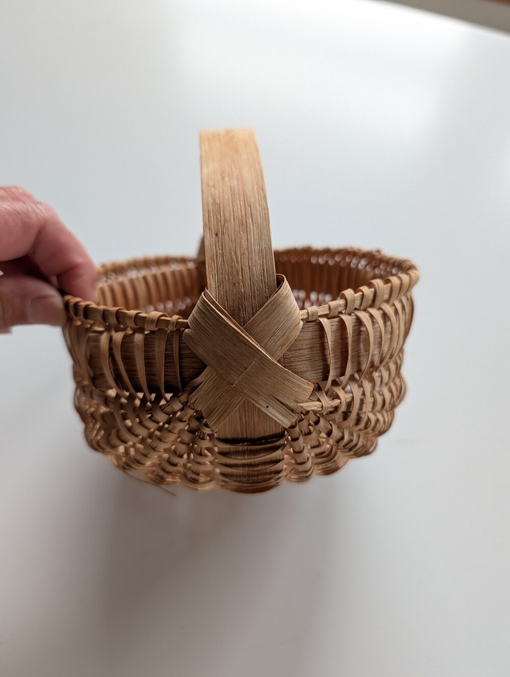 Handwoven Small Buttock  Basket Vintage - Picture 2 of 7